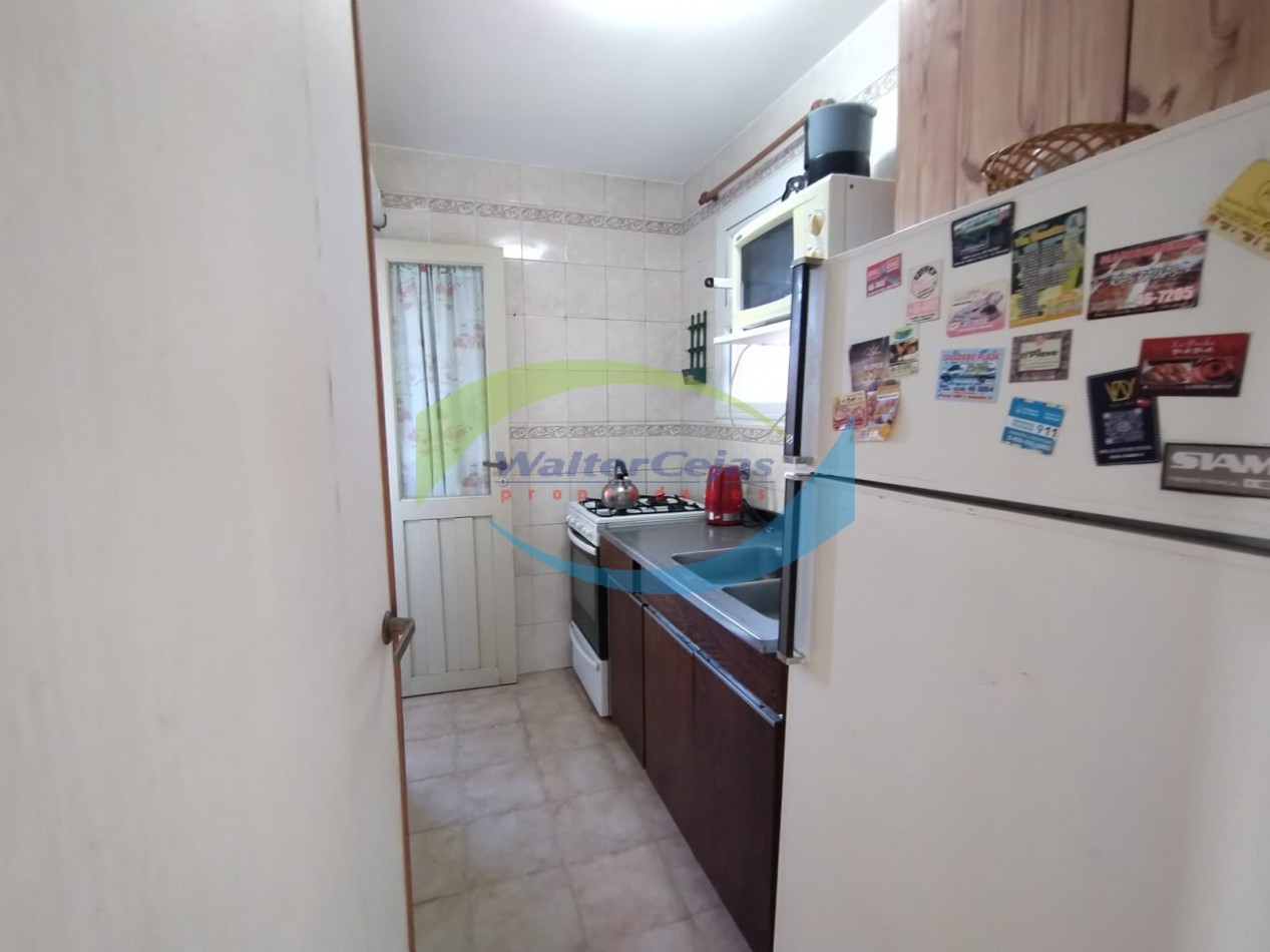 HERMOSO DEPARTAMENTO 2 AMBIENTES - GESELL CENTRO - GAS NATURAL Y COCHERA 
