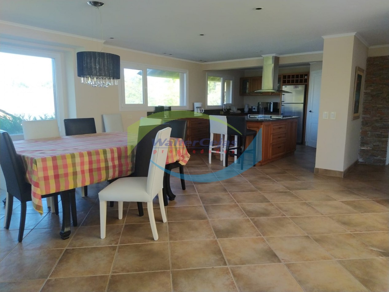 CASA 7 AMBIENTES 