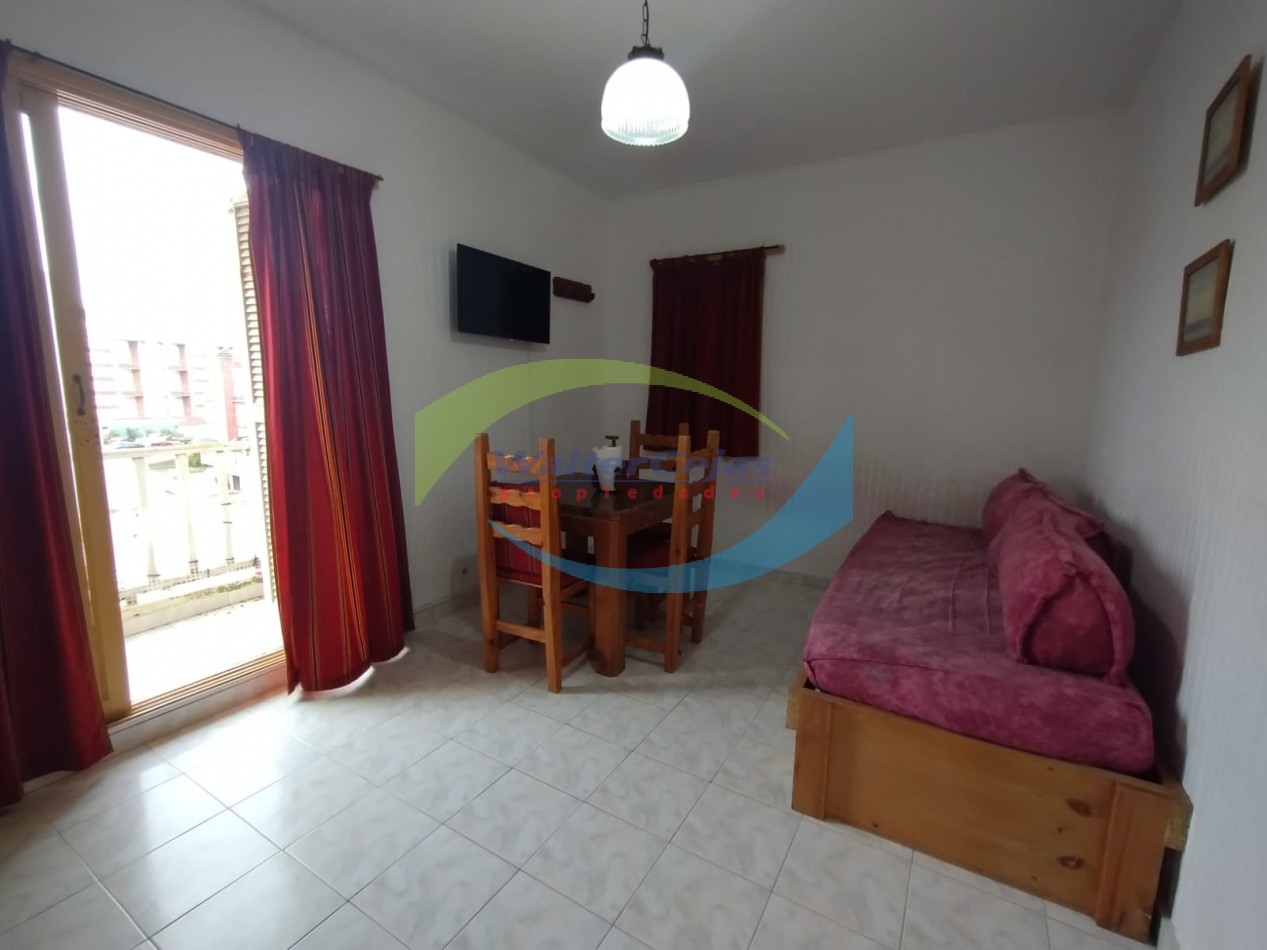 GESELL CENTRO - DEPARTAMENTO 2 AMBIENTES EN VENTA - CON GAS NATURAL 