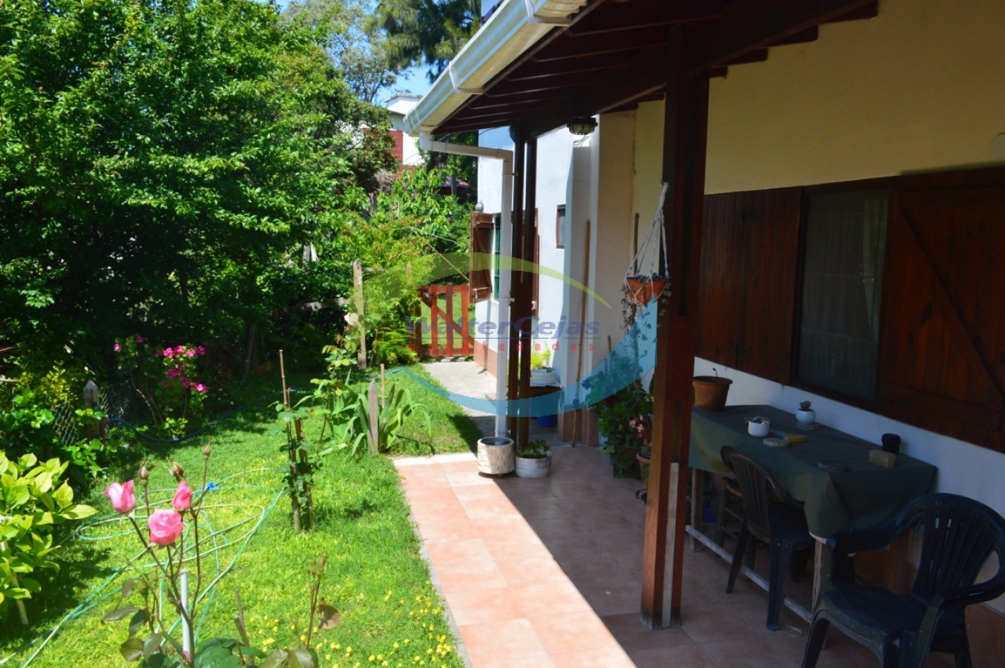 DUPLEX 3 AMBIENTES 