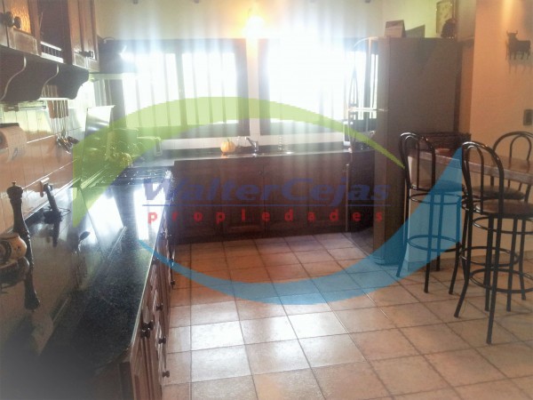 CASA 4 AMBIENTES 