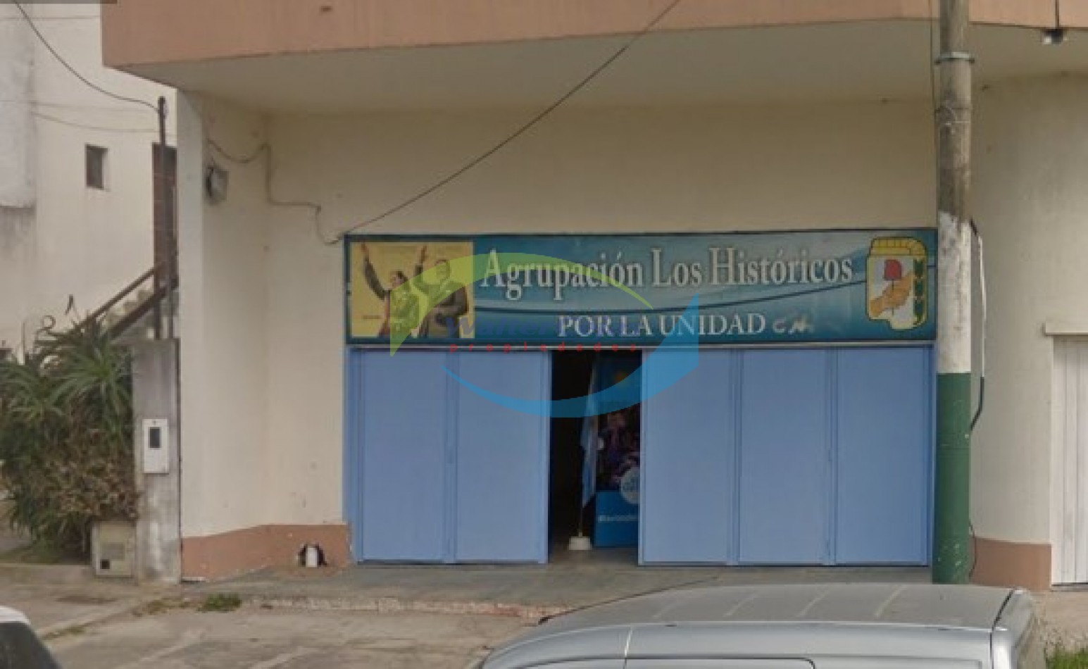 LOCAL COMERCIAL